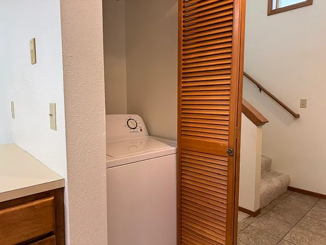 3 bed, 2.5 bath, 1435 sqft, $2,300 — Photo 4