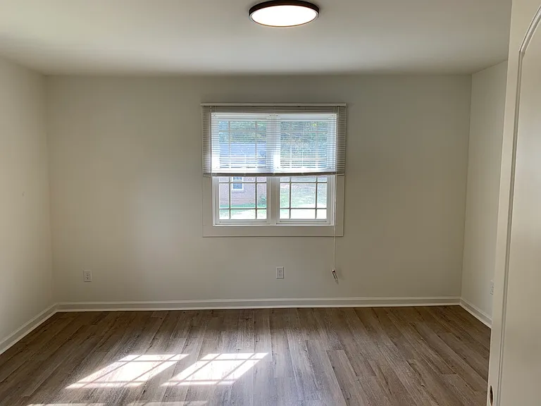1719 E Cloaninger Ave #B — Photo 19