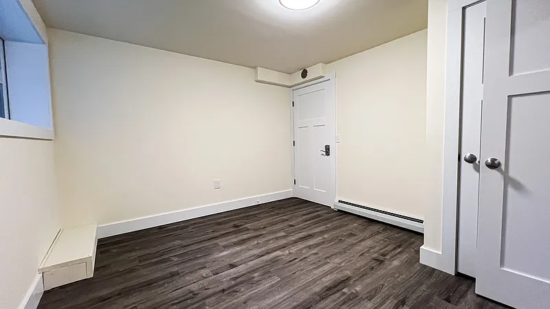 3 bed, 1.0 bath, $3,630 — Photo 4