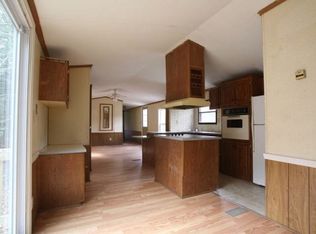 602 Hinckley Rd, Clinton, ME 04927