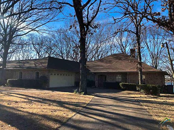 2nd image of 442 County Road 2127
