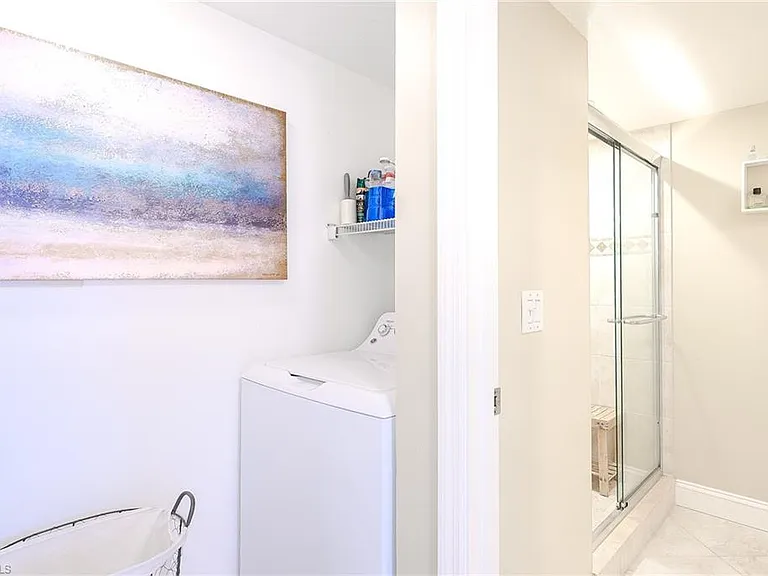 201 Quail Forest Blvd #103 — Photo 16