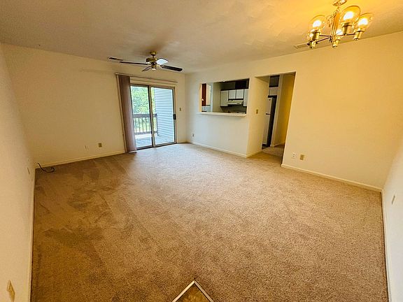 2nd image of 402G Berryfield Ln