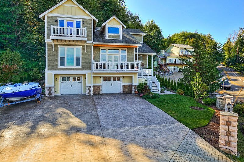 1st image of 3661 Beach Dr E