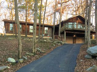 5362 Ringer Rd, Saint Louis, MO 63129