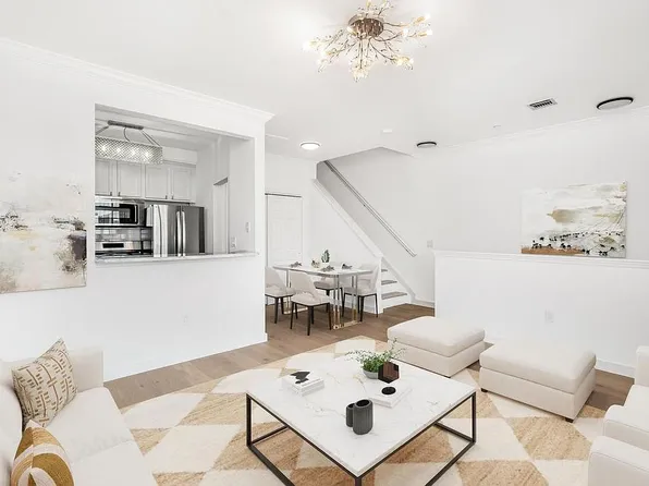 150 Surf Dr #482, Bronx, NY 10473