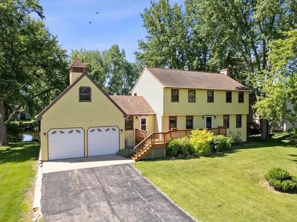 W11053 West Harmony Drive, Lodi, WI 53555