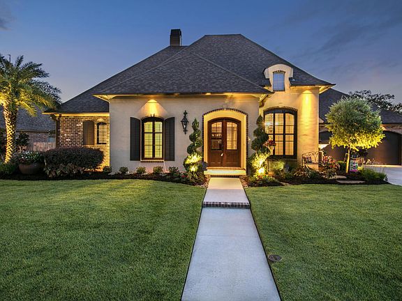 2nd image of 312 Ambergris Ln