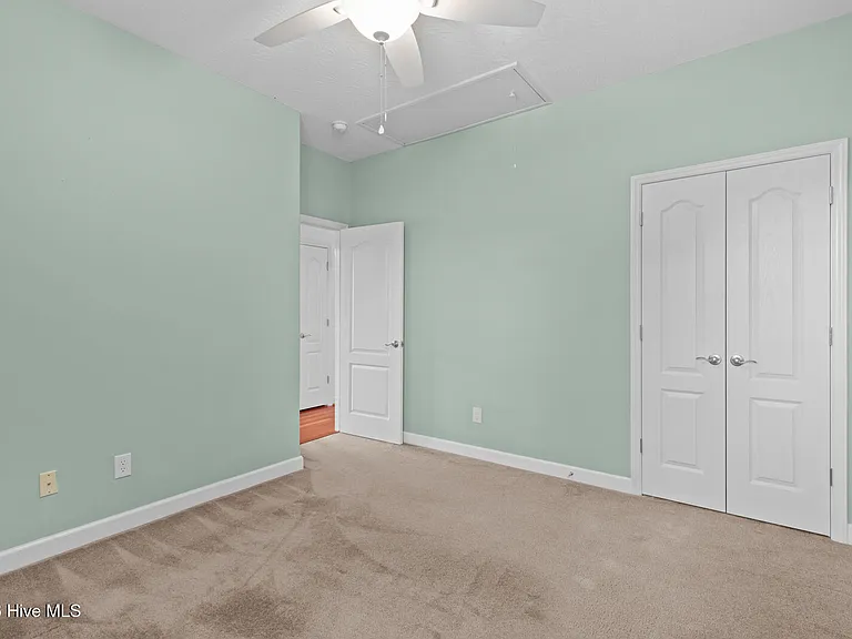 38 Amber Ct — Photo 27