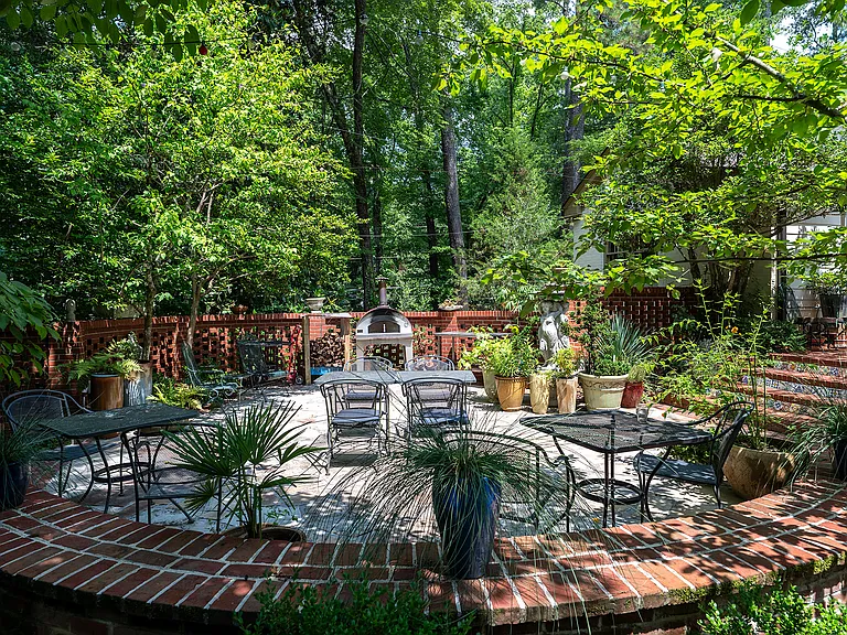 321 Milledge Hts — Photo 38