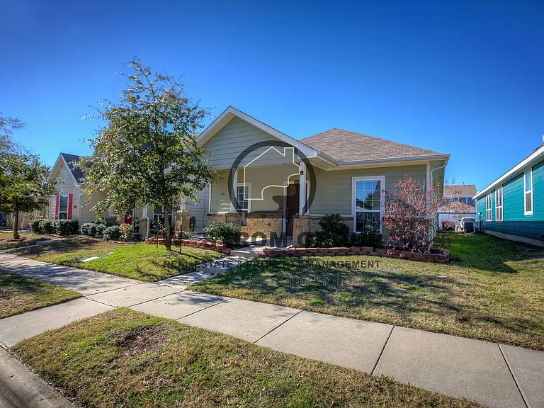 10953 Caldwell Ln — Photo 2