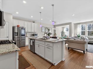 5899 Whispering Springs Dr, Ann Arbor, MI 48108