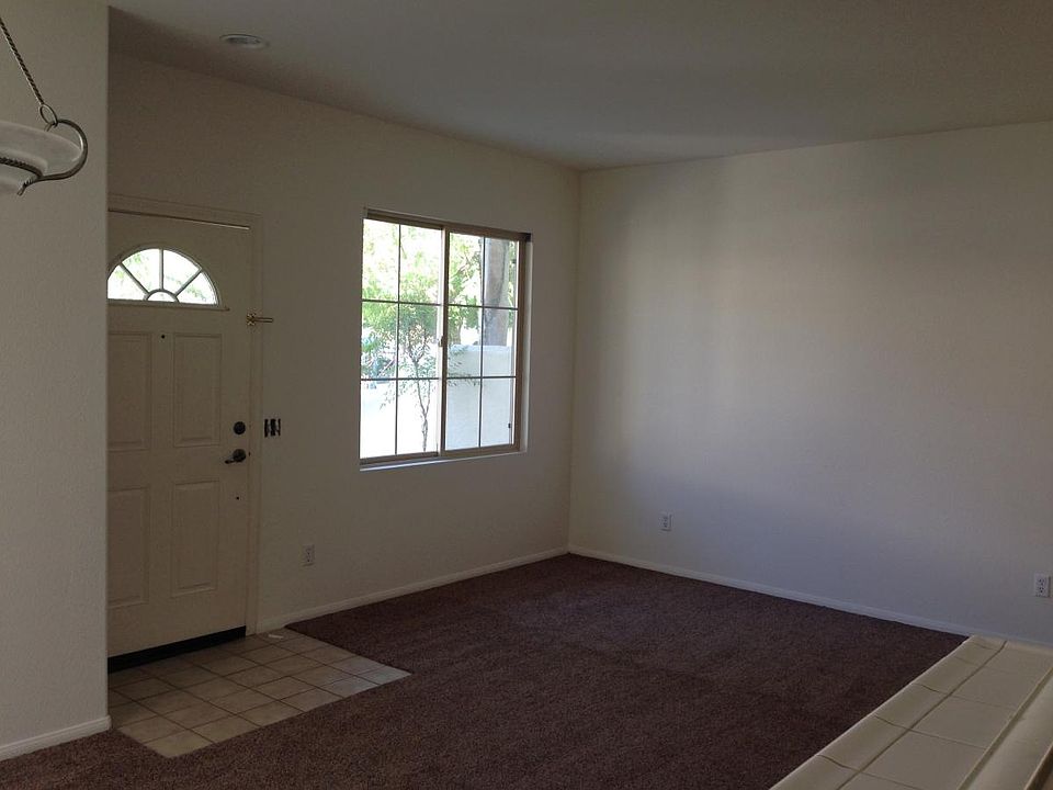 2nd image of 4018 Craven Rd Unit 20