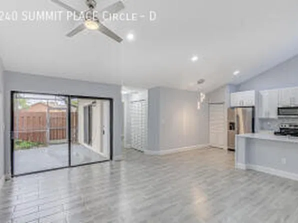 1240 Summit Place Cir APT D, West Palm Beach, FL 33415