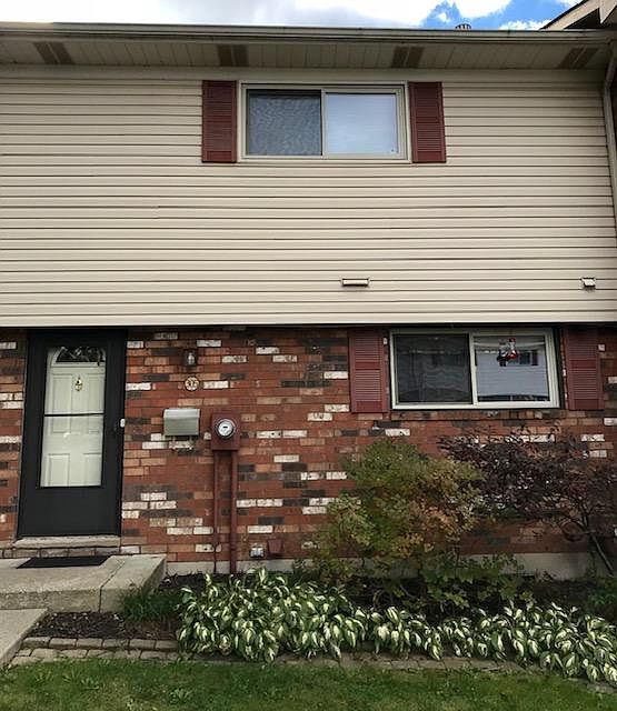 Front of Townhome