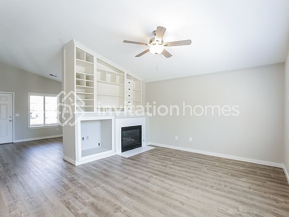 4th image of 1575 E Jasper Ct Unit D