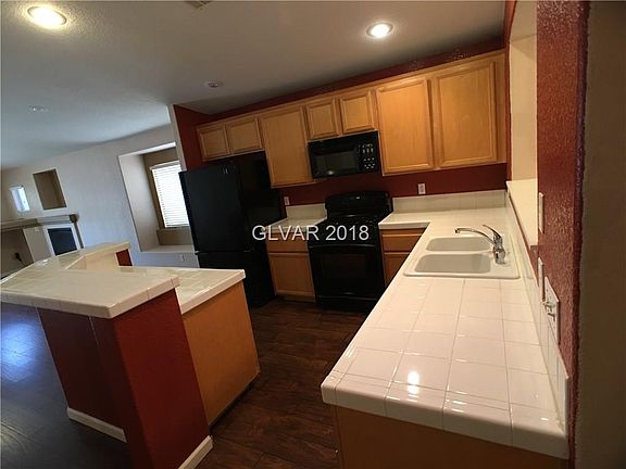 3rd image of 8129 Shady Glen Ave