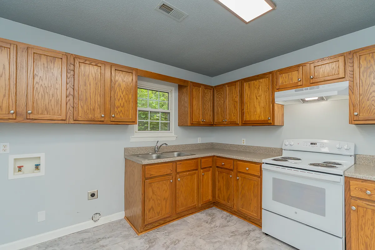 2 bed, 800 sqft, $1,100 — Photo 3