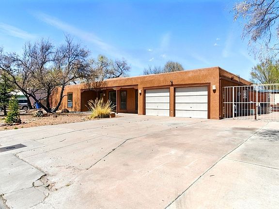 2nd image of 3215 La Mancha Dr NW