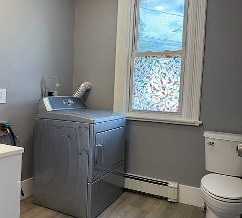 3rd image of 33 Suffield St #35