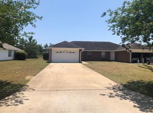 6829 Water St, Navarre, FL 32566