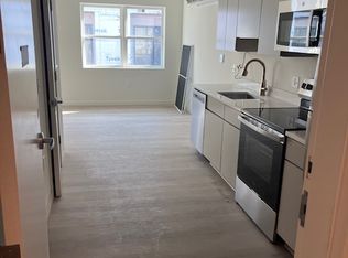 92 Forest, Detroit, MI 48201