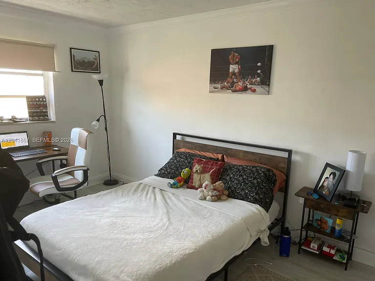130 Mendoza Ave #33 — Photo 6