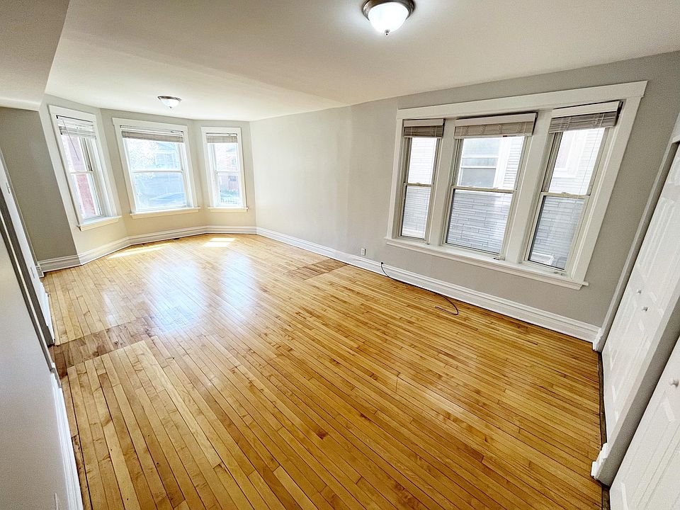 1st image of 2968 N Lawndale Ave APT 1
