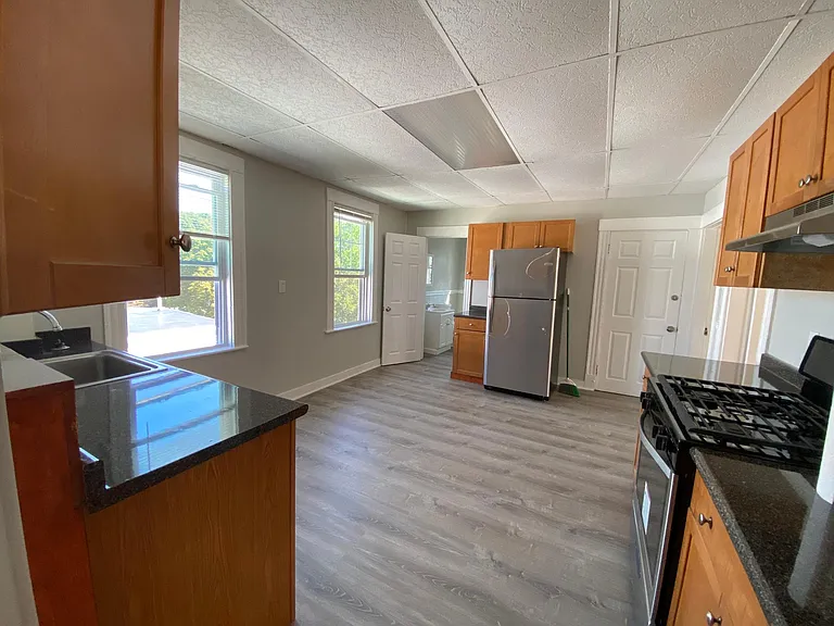 45-3 Upham Ct #3 — Photo 2