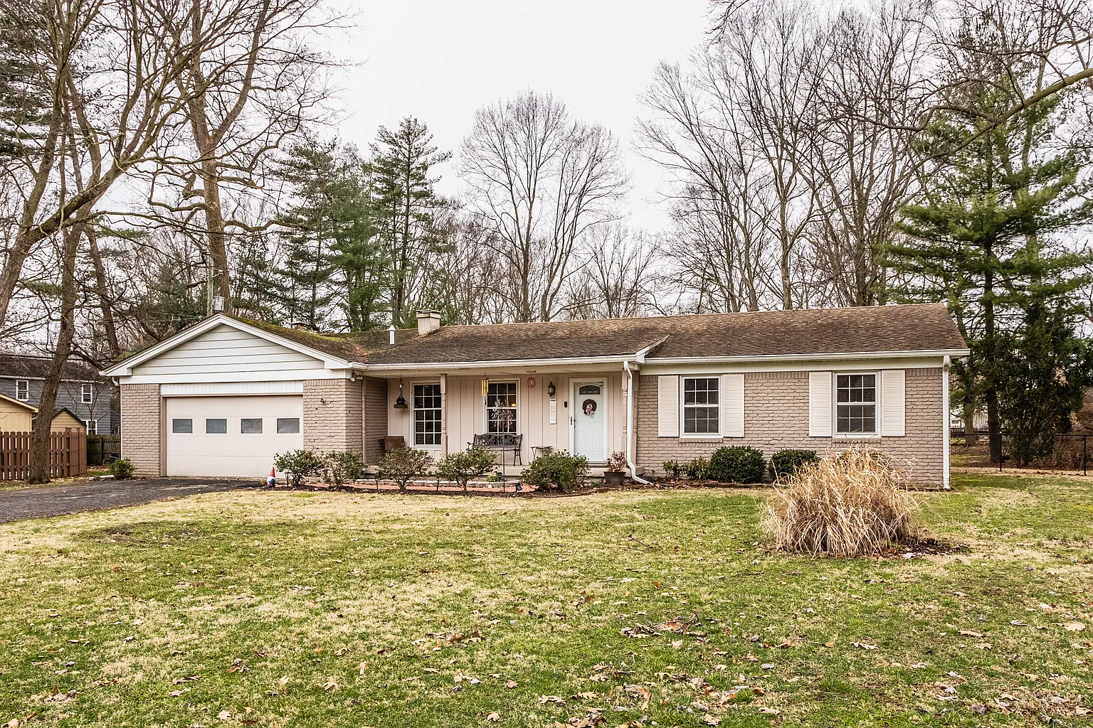 7106 Hoover Rd photo 1