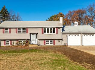 5 Lowell St, Burlington, MA 01803