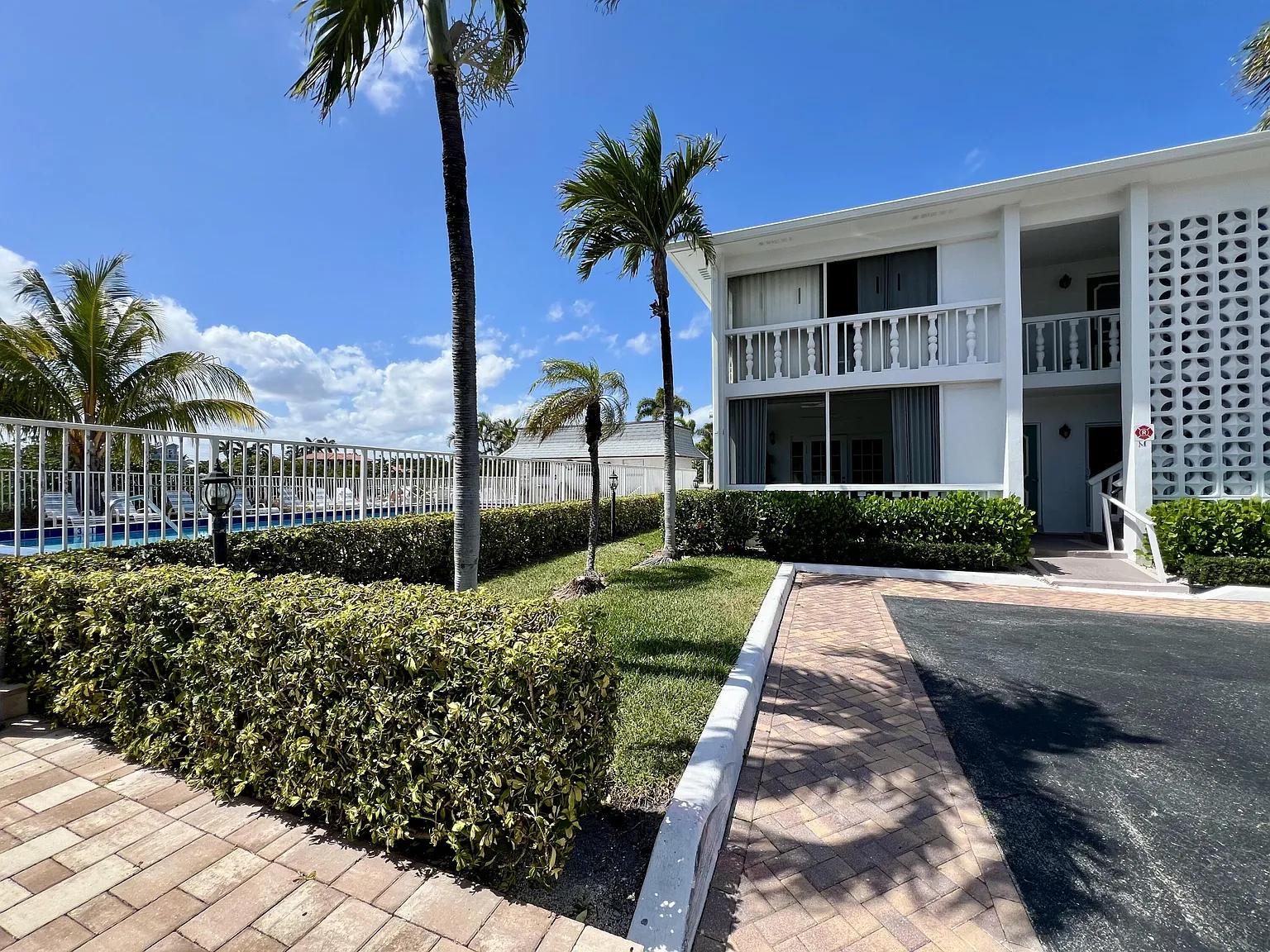 1 bed, 1.5 bath, 714 sqft, $2,650 — Photo 2