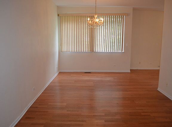 3rd image of 12 W Briarwood Dr #12