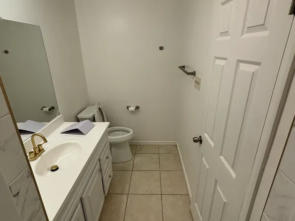 9247 Orleans Dr APT A, Baton Rouge, LA 70810