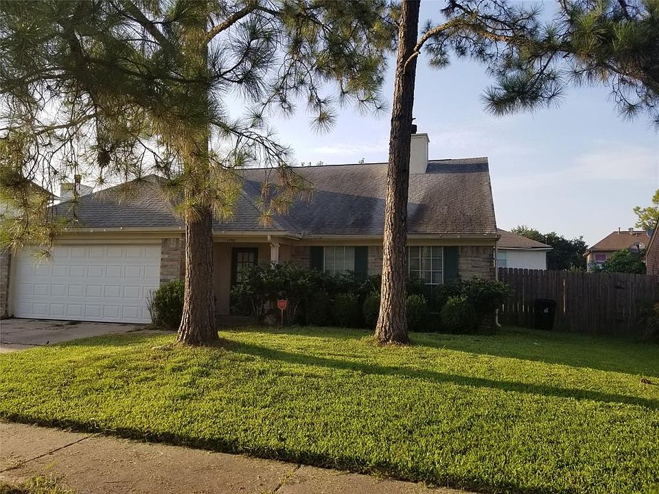 1st image of 1702 Kriswood Dr