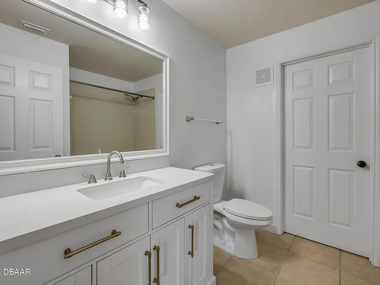 940 Village Trl #4-306 — Photo 23
