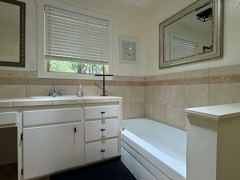 14322 Meadow Dr — Photo 21