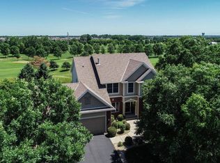 8057 9th Street Way N, Oakdale, MN 55128