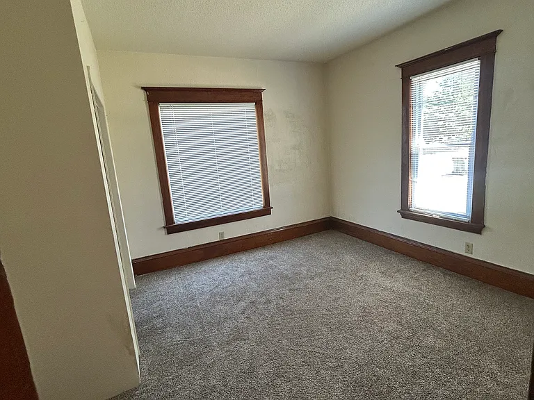 624 Beech St #1 — Photo 6