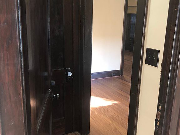 3rd image of 1675 Lincoln Ave #2