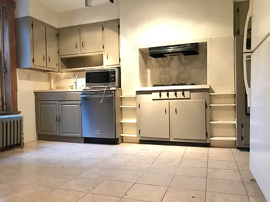 Rented by Brown Harris Stevens | media 7