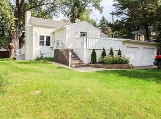 1609 Upper Afton Rd, Saint Paul, MN 55106