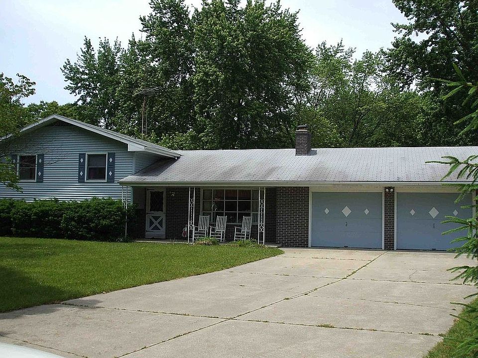 2nd image of 4592 Cardinal Ct