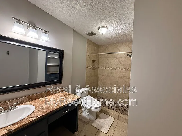 3040 Delvan Cv — Photo 14