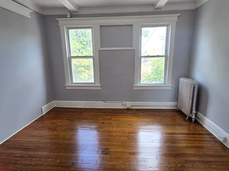 21 Vail St #3R — Photo 8