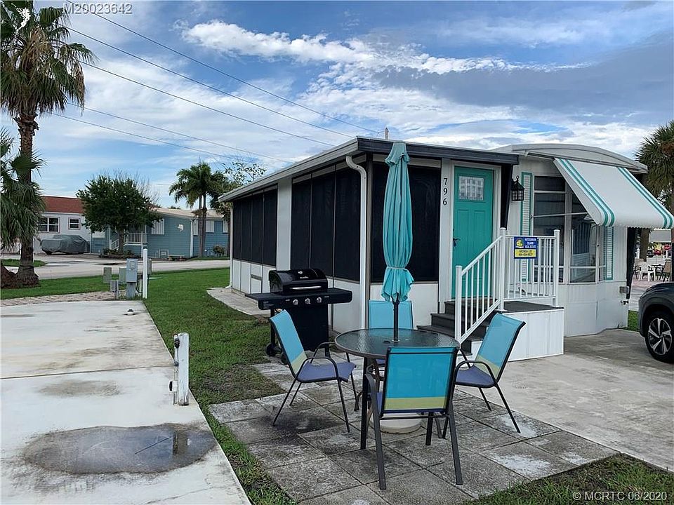 1st image of 796 Nettles Blvd