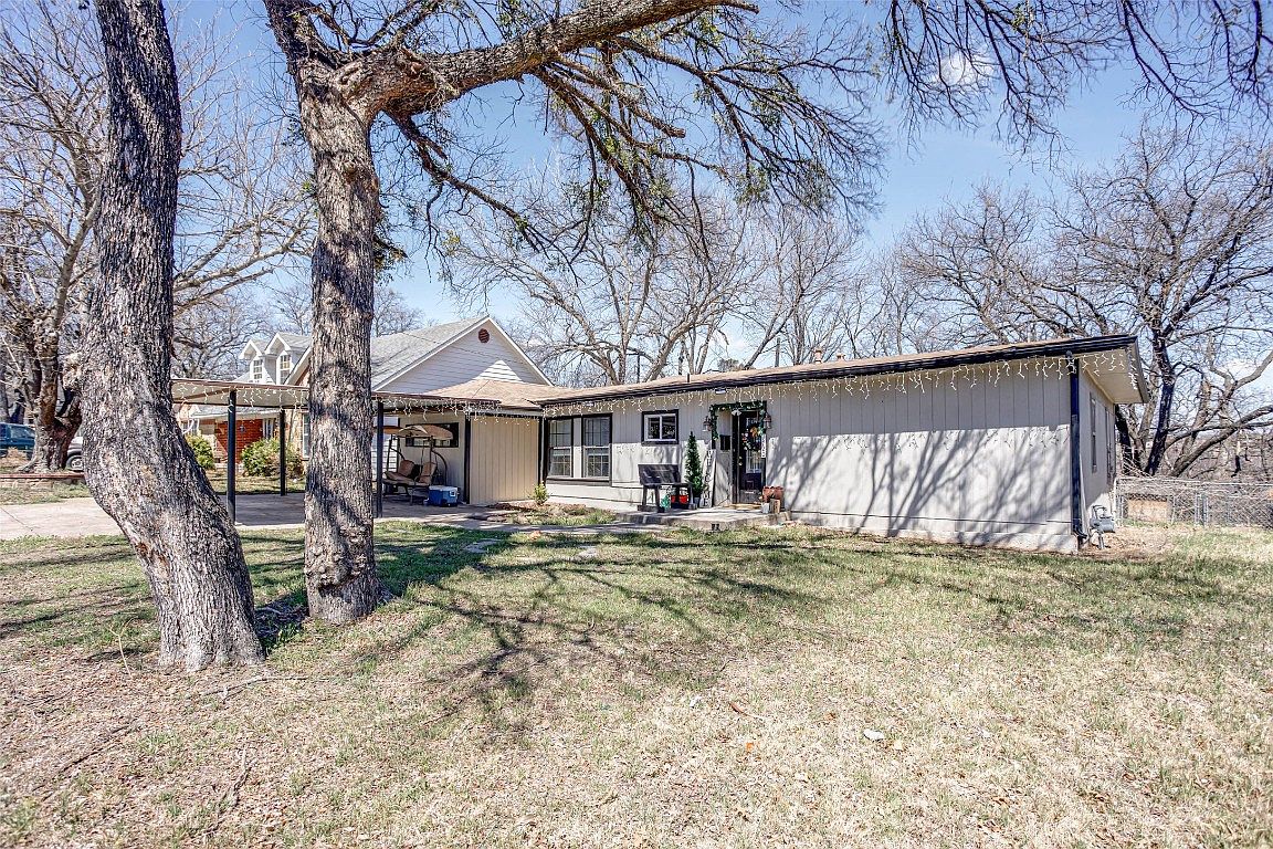 1720 Hillside Dr, River Oaks, TX 76114 Zillow