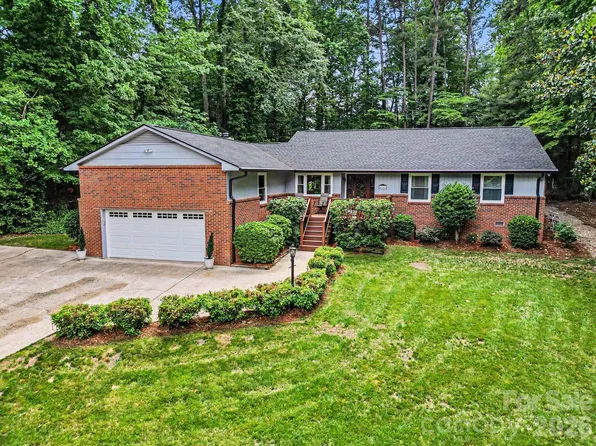 4359 Lake Shore Rd N, Denver, NC 28037