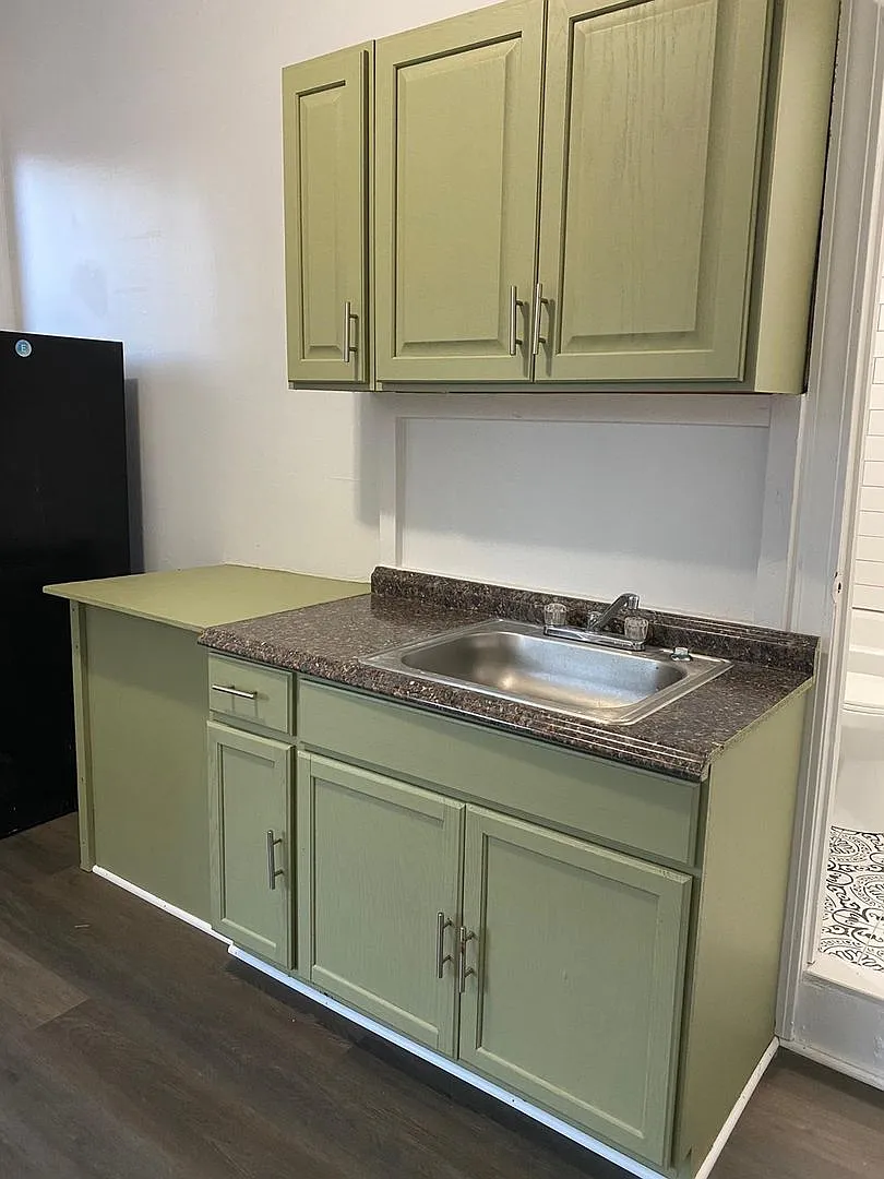 81 West Main Street — Photo 2