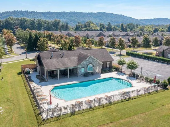 1428 Sedgefield Dr, Ooltewah, TN 37363